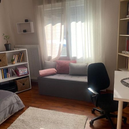 Petra'S House Apartment Florina Bagian luar foto