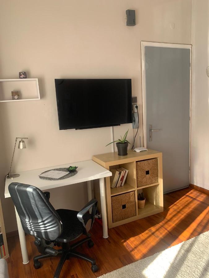 Petra'S House Apartment Florina Bagian luar foto