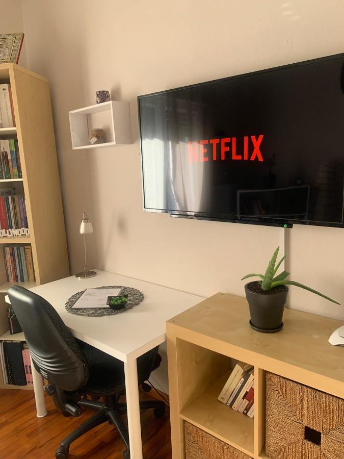 Petra'S House Apartment Florina Bagian luar foto